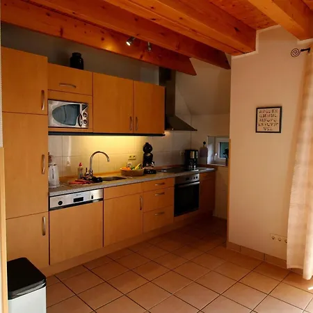 Апартаменты With 3 Bedrooms Гретзиль