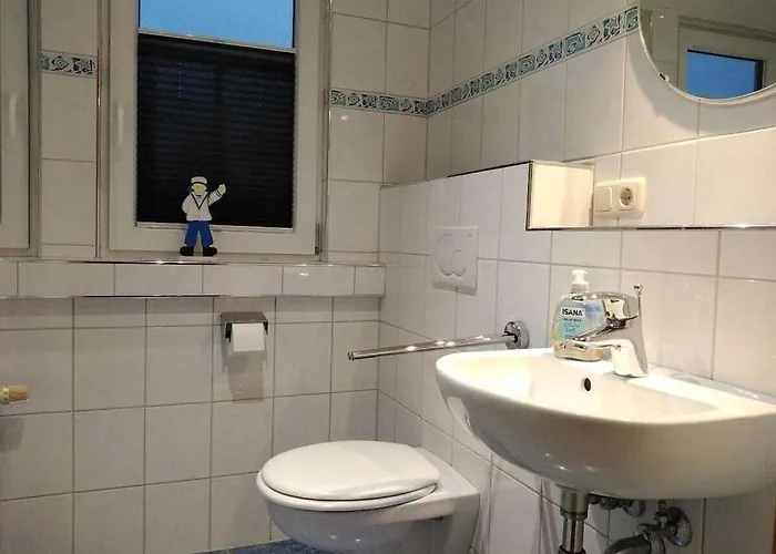 With 3 Bedrooms Apartament *