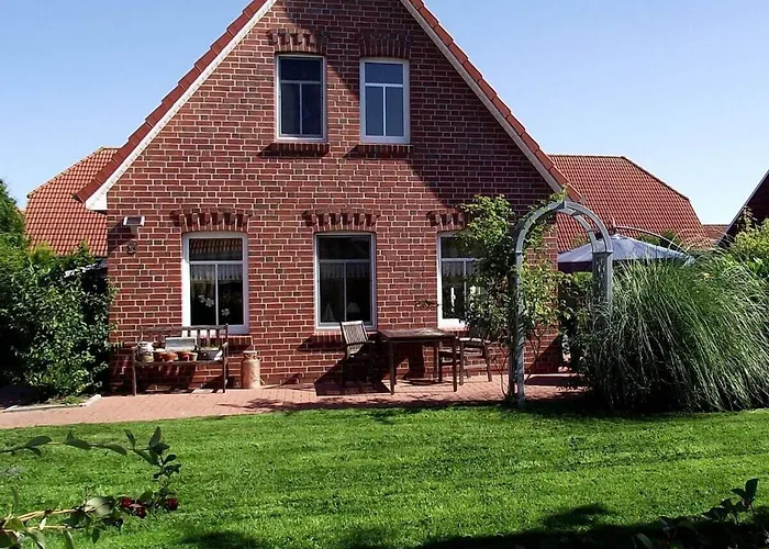 Apartament With 3 Bedrooms *