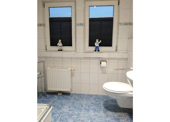 With 3 Bedrooms Apartament *